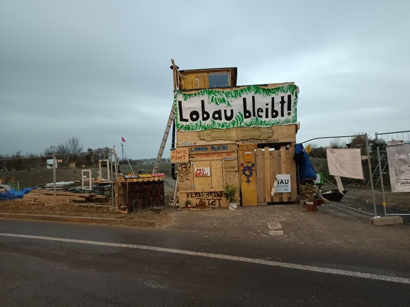 protesto ambientalista em Viena Lobau